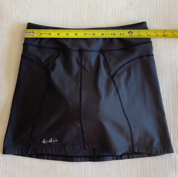LOUIS GARNEAU Cycling Skirt with integrated padded shorts Size Small - Picture 11 of 12